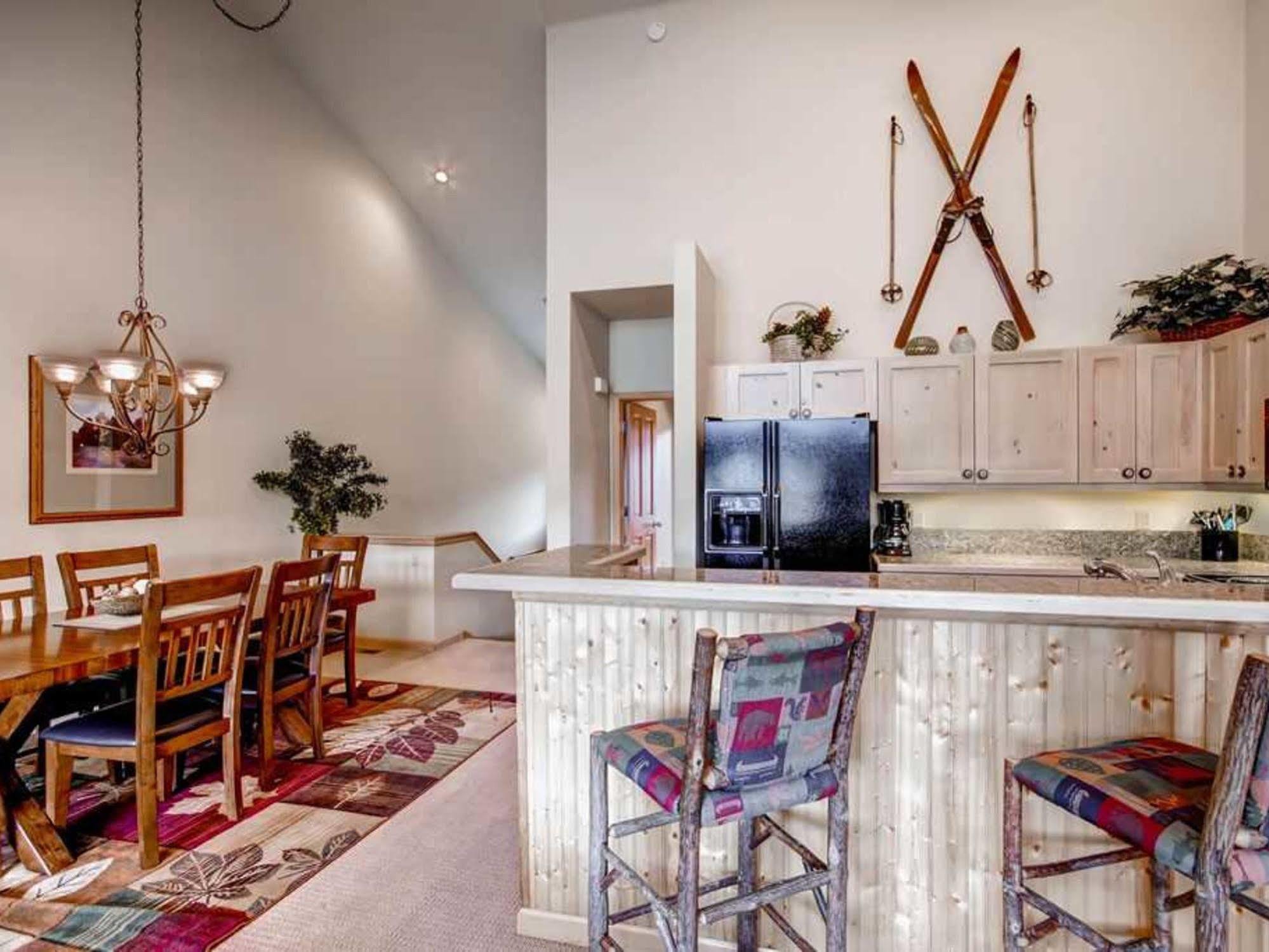 One Breckenridge Place Townhomes Екстер'єр фото