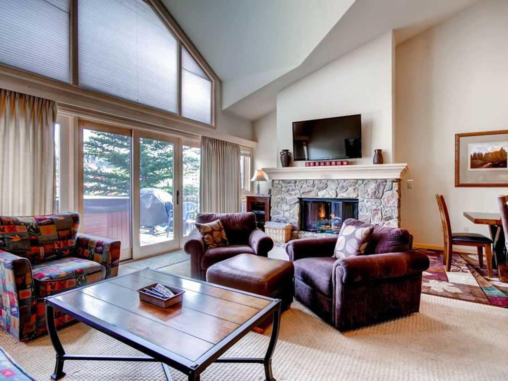 One Breckenridge Place Townhomes Екстер'єр фото